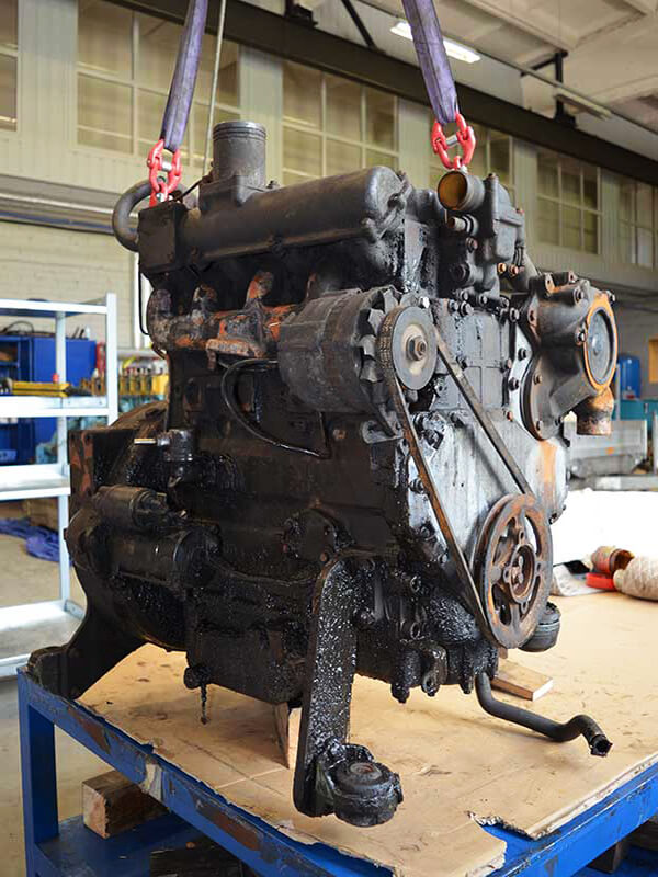 Perkins® engine 1004-4