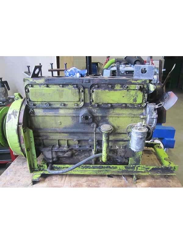 Perkins® engine 354UC19705